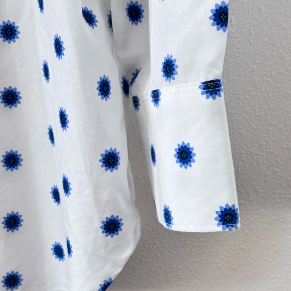 Lands' End Women's Front Button White w/ Blue Pattern SZ 16 Blouse Long Sleeve - Picture 2 of 11